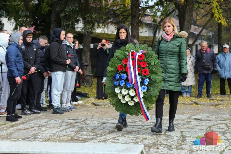 ПОЛАГАЊЕ ВЕНАЦА НА СПОМЕНИК „БАЛАДA ВЕШАНИХ“